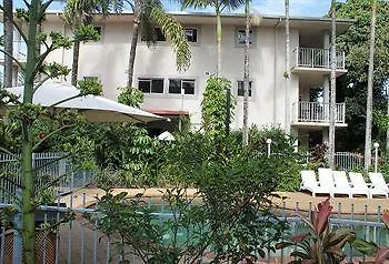 Cairns Reef Apartments&Motel