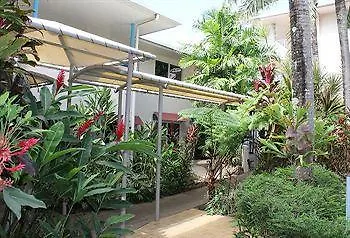Cairns Reef Apartments&Motel 3*,